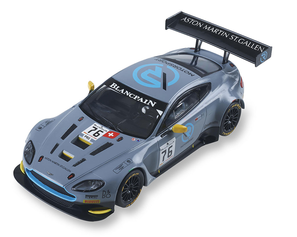 Boutique aston martin discount racing